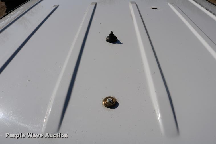 image for item DC7667 2003 Chevrolet Silverado 1500HD Crew Cab pickup truck