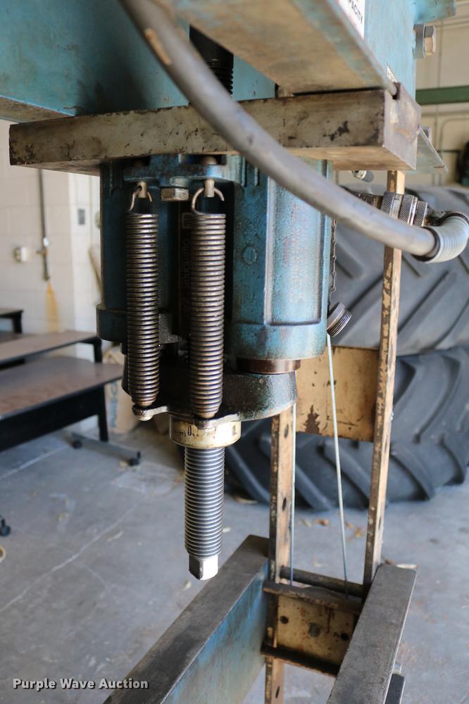 image for item DC7669 OTC brake press