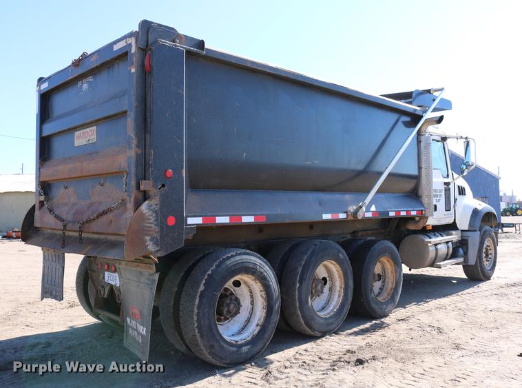 image for item DC7671 2007 Mack CTP713 dump truck