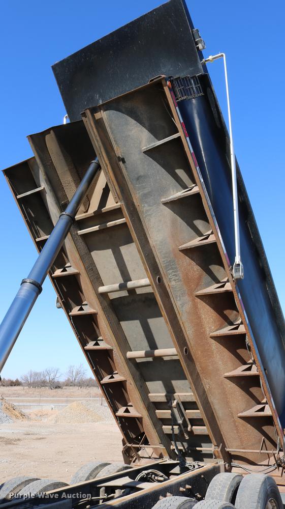 image for item DC7671 2007 Mack CTP713 dump truck