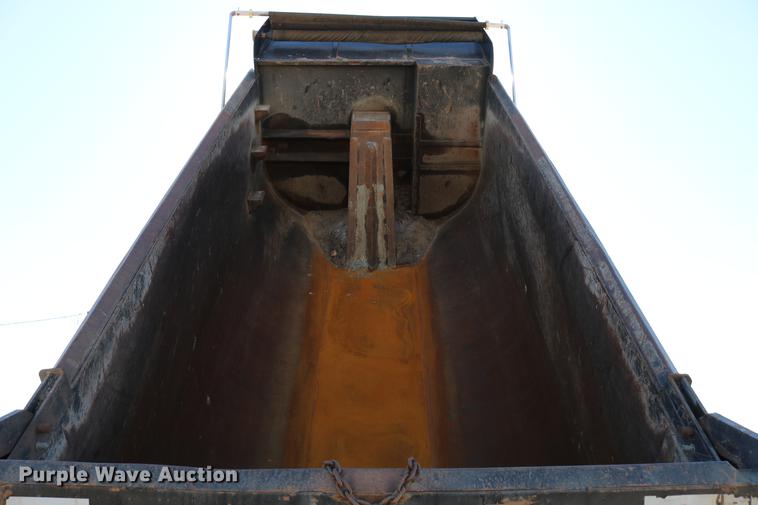 image for item DC7671 2007 Mack CTP713 dump truck