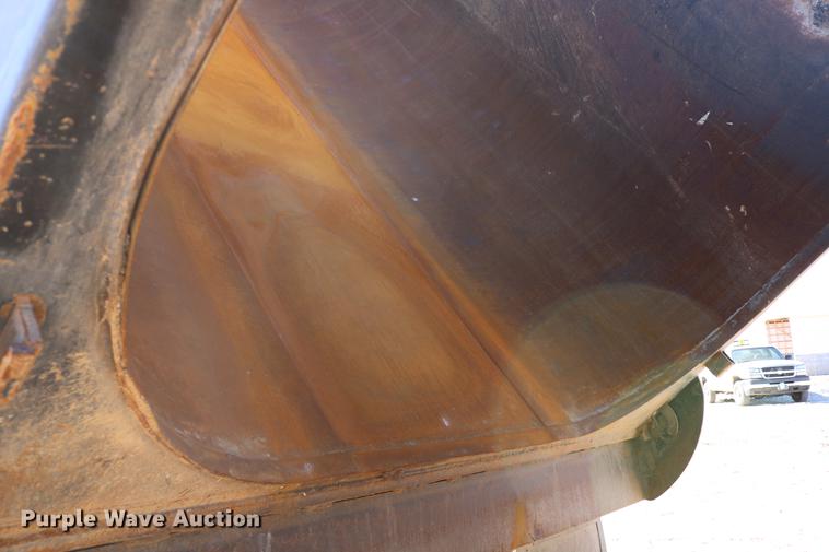 image for item DC7671 2007 Mack CTP713 dump truck