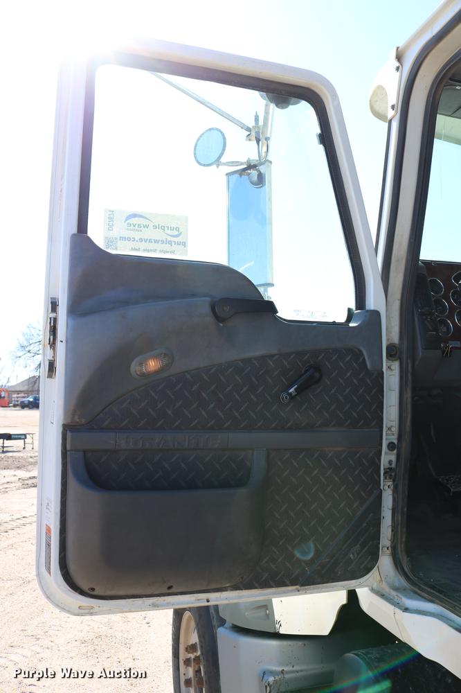 image for item DC7671 2007 Mack CTP713 dump truck