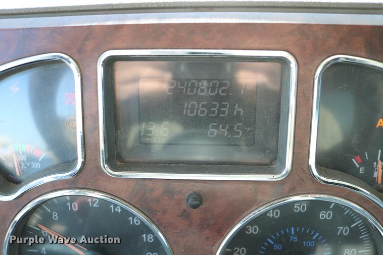 image for item DC7671 2007 Mack CTP713 dump truck