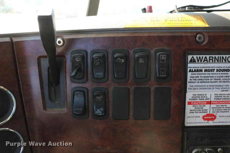 image for item DC7671 2007 Mack CTP713 dump truck