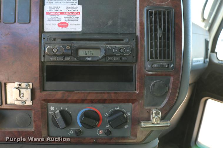 image for item DC7671 2007 Mack CTP713 dump truck