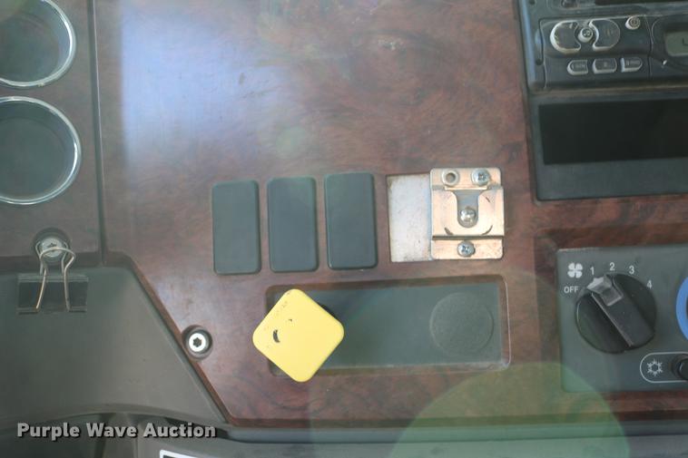 image for item DC7671 2007 Mack CTP713 dump truck