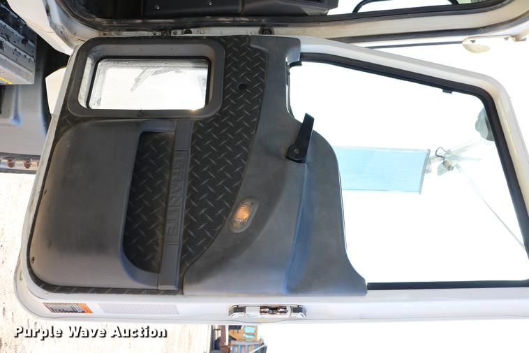 image for item DC7671 2007 Mack CTP713 dump truck