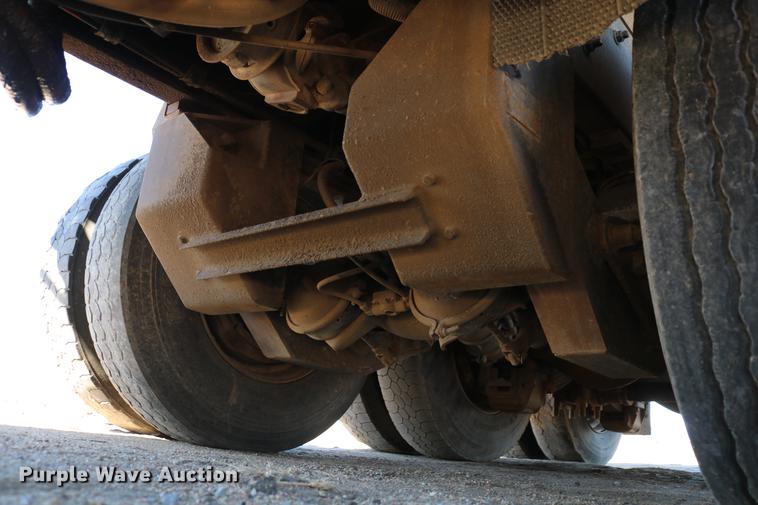 image for item DC7671 2007 Mack CTP713 dump truck