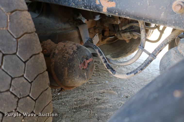 image for item DC7671 2007 Mack CTP713 dump truck