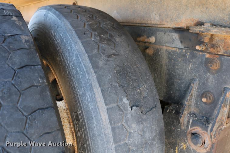 image for item DC7671 2007 Mack CTP713 dump truck