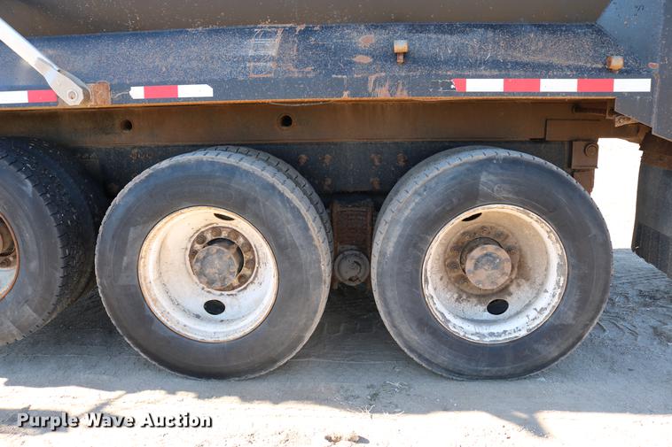 image for item DC7671 2007 Mack CTP713 dump truck