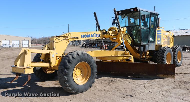 image for item DC7672 2007 Komatsu GD655-3E0 motor grader