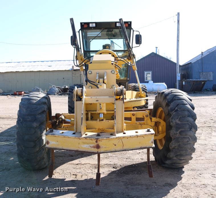 image for item DC7672 2007 Komatsu GD655-3E0 motor grader