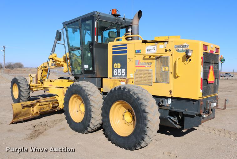 image for item DC7672 2007 Komatsu GD655-3E0 motor grader