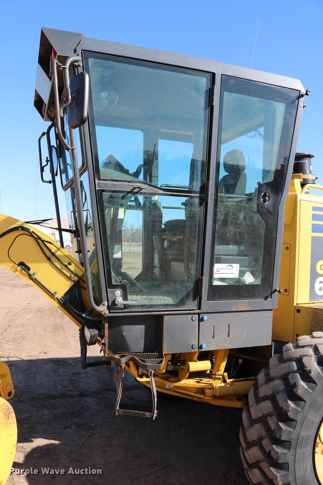 image for item DC7672 2007 Komatsu GD655-3E0 motor grader
