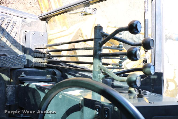 image for item DC7672 2007 Komatsu GD655-3E0 motor grader