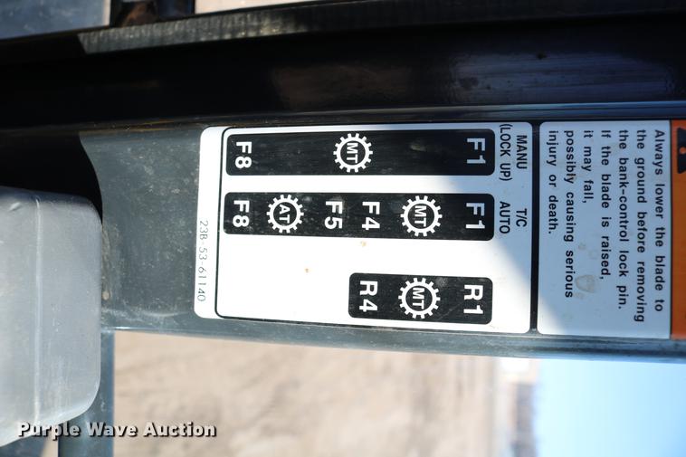 image for item DC7672 2007 Komatsu GD655-3E0 motor grader