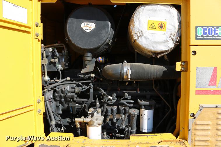 image for item DC7672 2007 Komatsu GD655-3E0 motor grader