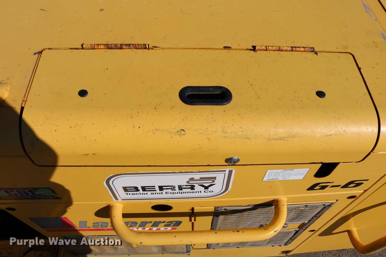 image for item DC7672 2007 Komatsu GD655-3E0 motor grader