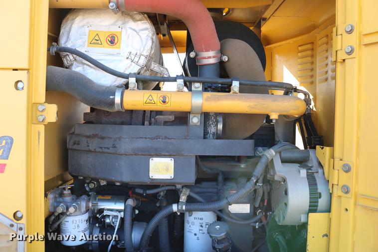 image for item DC7672 2007 Komatsu GD655-3E0 motor grader