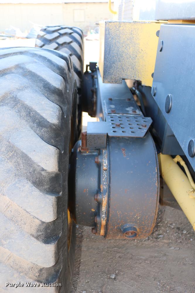 image for item DC7672 2007 Komatsu GD655-3E0 motor grader