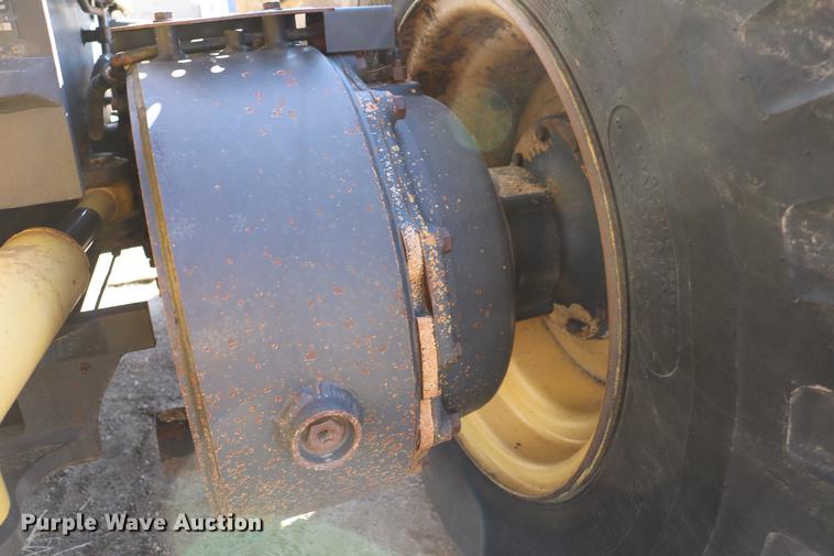 image for item DC7672 2007 Komatsu GD655-3E0 motor grader