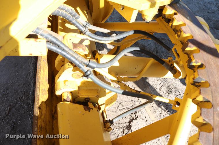 image for item DC7672 2007 Komatsu GD655-3E0 motor grader