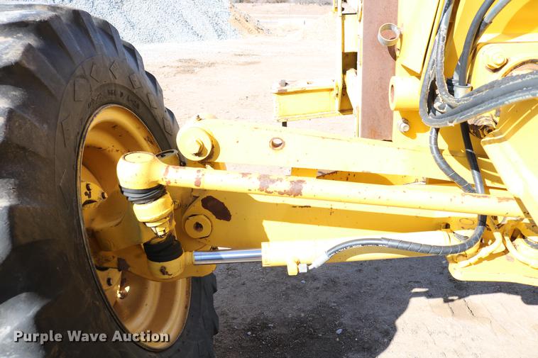 image for item DC7672 2007 Komatsu GD655-3E0 motor grader