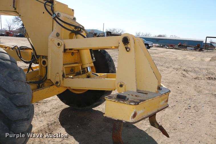 image for item DC7672 2007 Komatsu GD655-3E0 motor grader