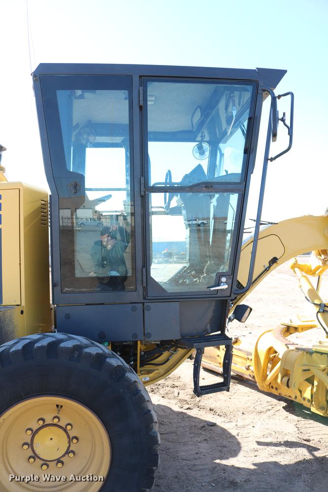 image for item DC7672 2007 Komatsu GD655-3E0 motor grader