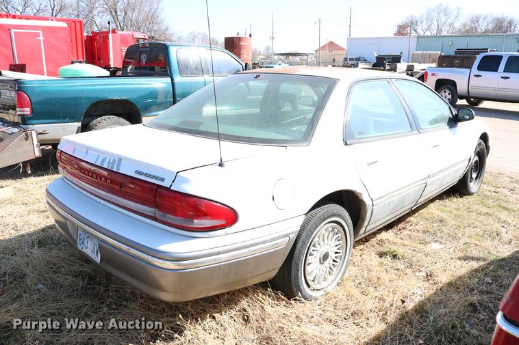 image for item DC7673 1995 Chrysler Concorde