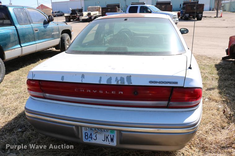 image for item DC7673 1995 Chrysler Concorde