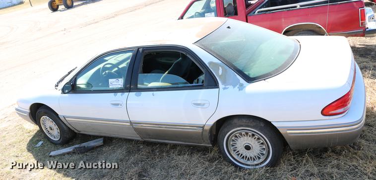 image for item DC7673 1995 Chrysler Concorde