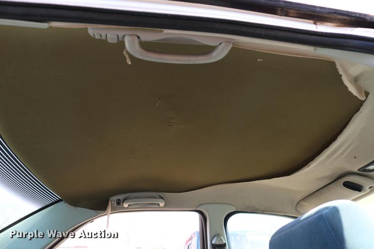 image for item DC7673 1995 Chrysler Concorde