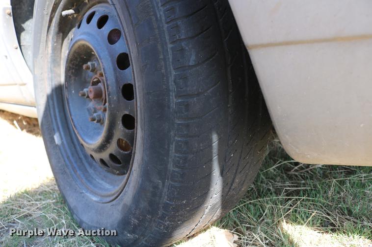 image for item DC7673 1995 Chrysler Concorde