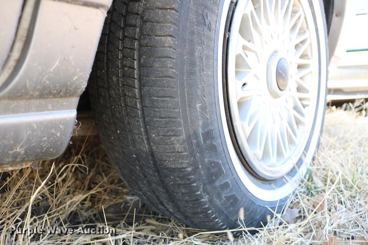 image for item DC7673 1995 Chrysler Concorde