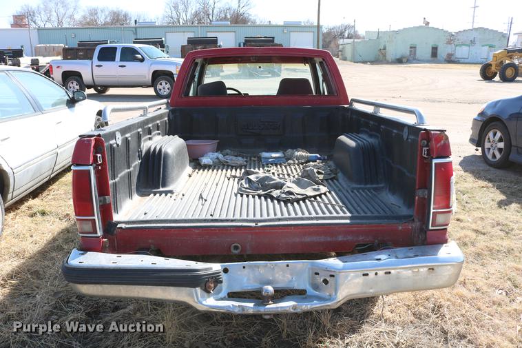 image for item DC7674 1991 Chevrolet S10 Ext. Cab pickup truck