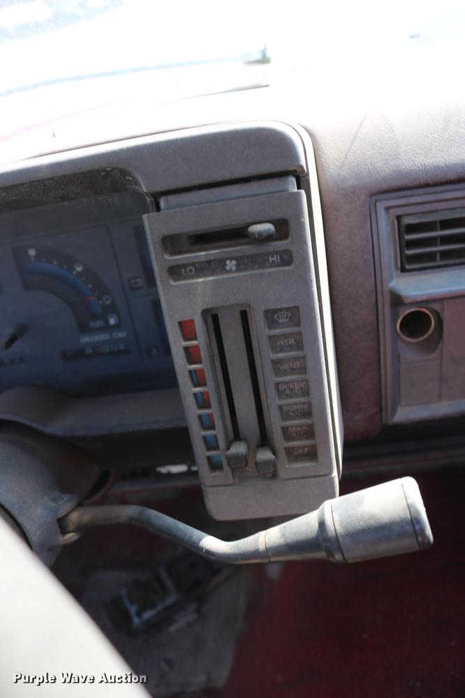 image for item DC7674 1991 Chevrolet S10 Ext. Cab pickup truck