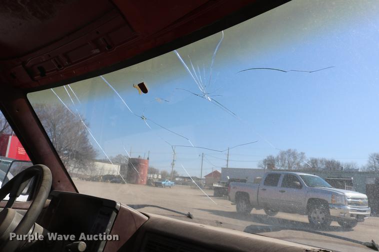 image for item DC7674 1991 Chevrolet S10 Ext. Cab pickup truck