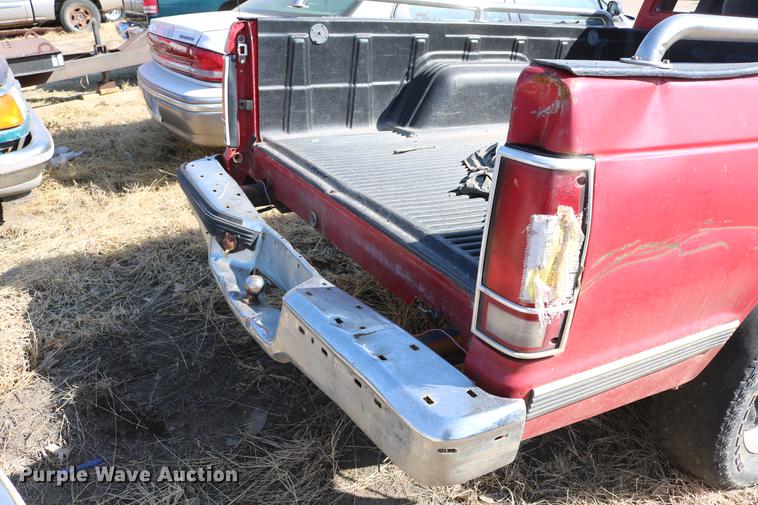 image for item DC7674 1991 Chevrolet S10 Ext. Cab pickup truck