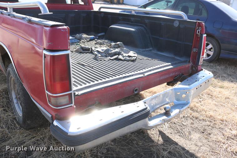 image for item DC7674 1991 Chevrolet S10 Ext. Cab pickup truck