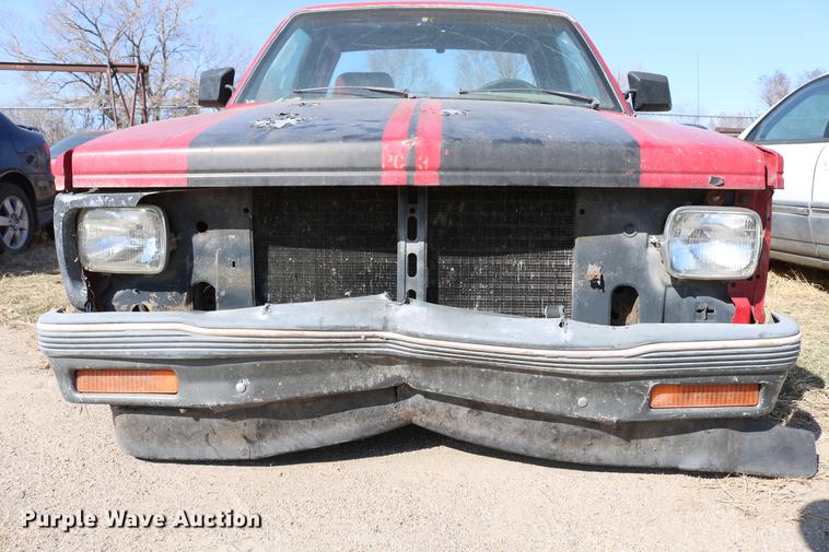 image for item DC7674 1991 Chevrolet S10 Ext. Cab pickup truck