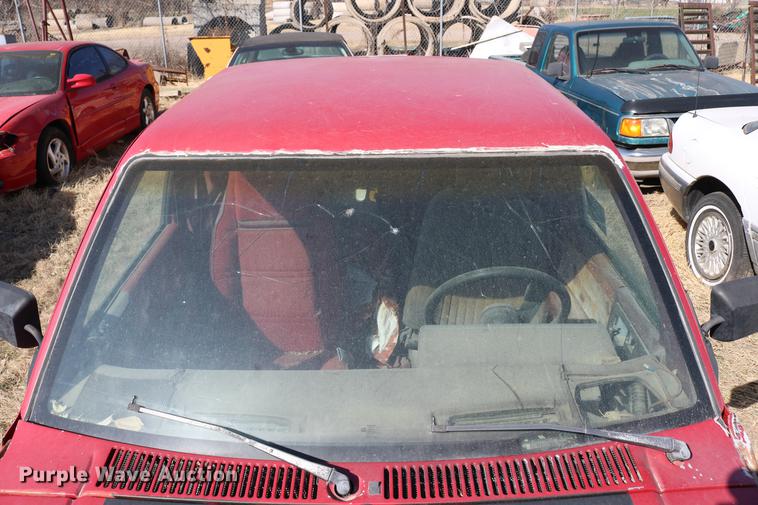 image for item DC7674 1991 Chevrolet S10 Ext. Cab pickup truck