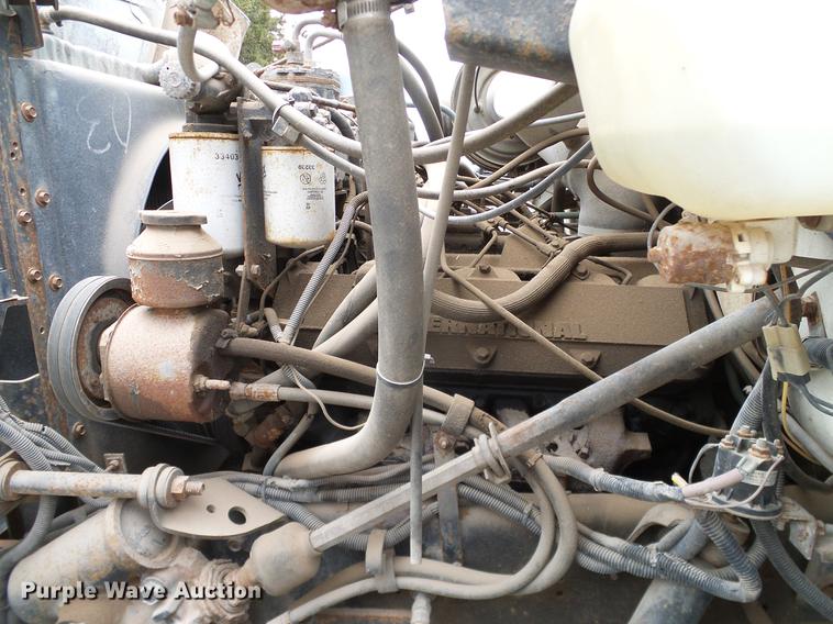 image for item DD1316 1985 International 1754 dump truck