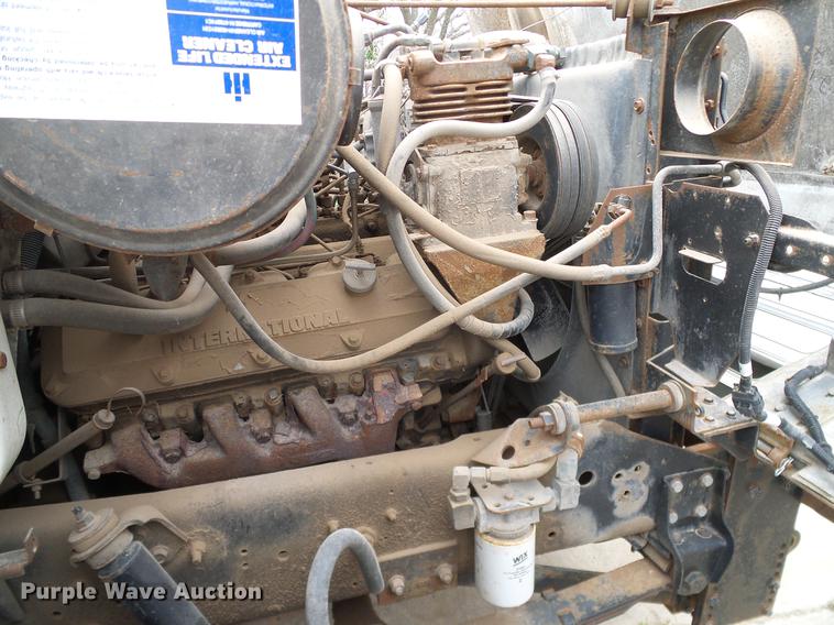 image for item DD1316 1985 International 1754 dump truck