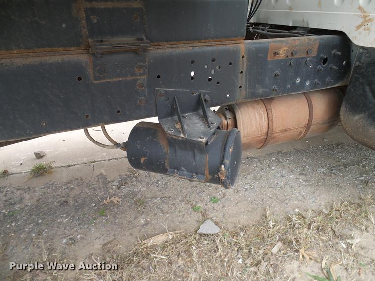 image for item DD1316 1985 International 1754 dump truck