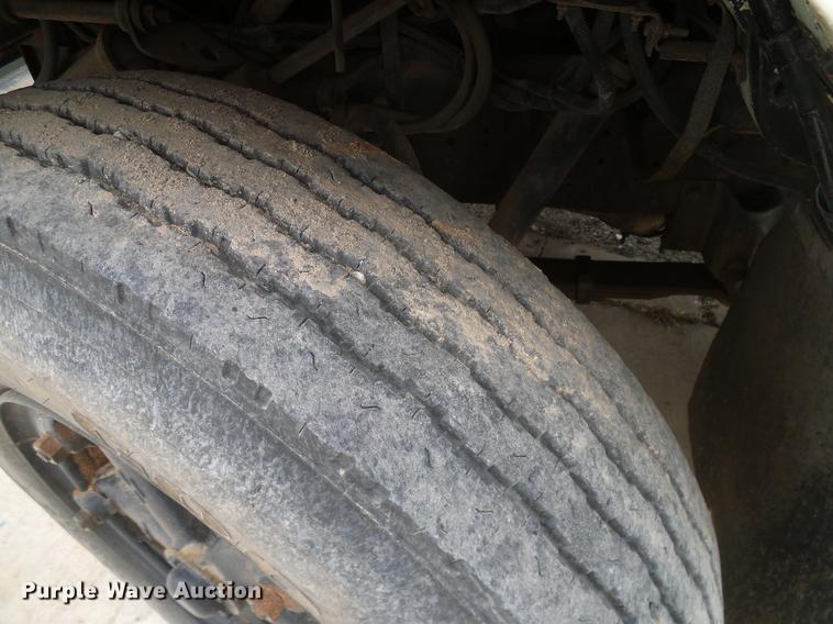 image for item DD1316 1985 International 1754 dump truck