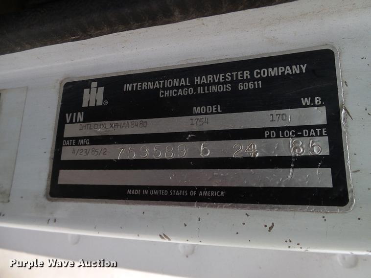 image for item DD1316 1985 International 1754 dump truck