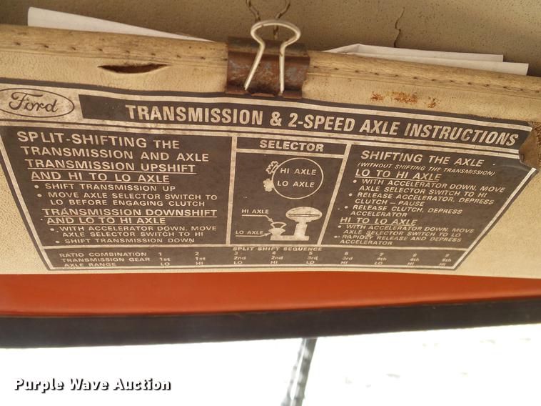 image for item DD1350 1979 Ford F800 bucket truck